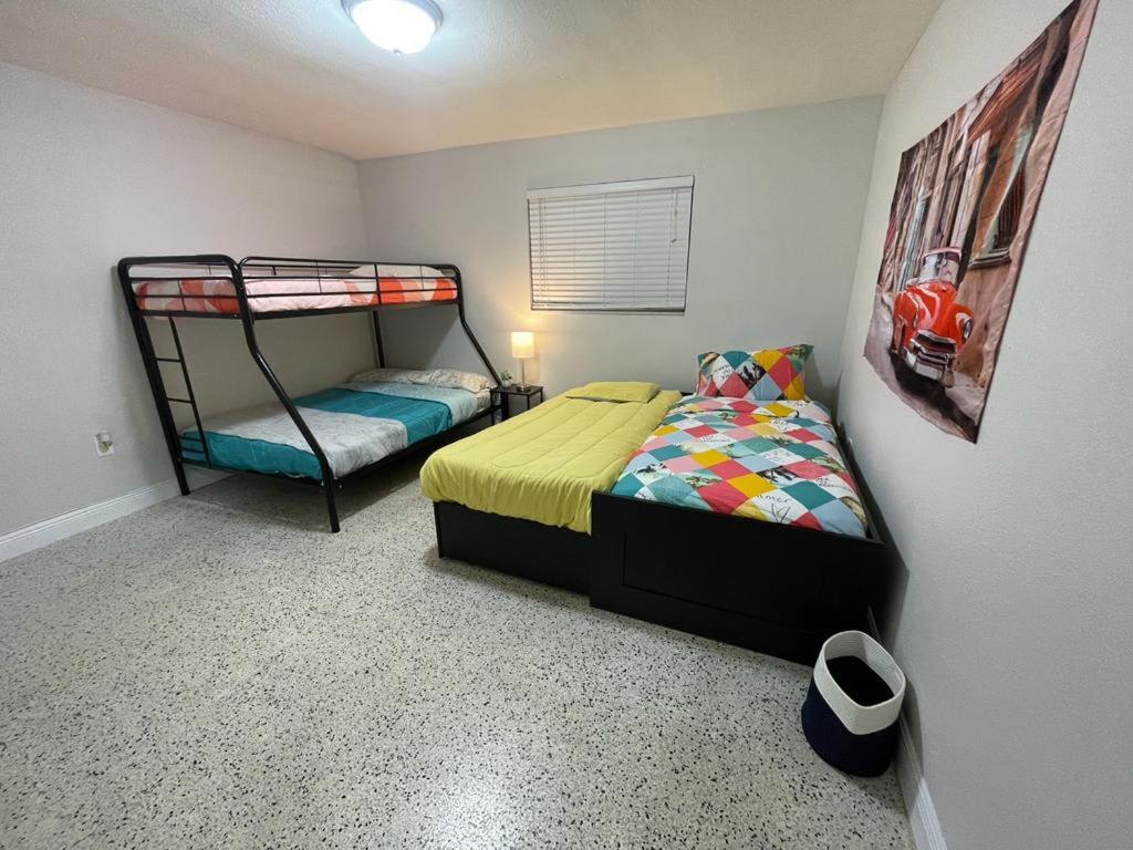 Appartement Sleeps 8, Havana Nights In Miami Extérieur photo